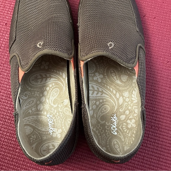 OluKai women's Dark Brown Slip-On Loafers 7.5 - Picture 7 of 9